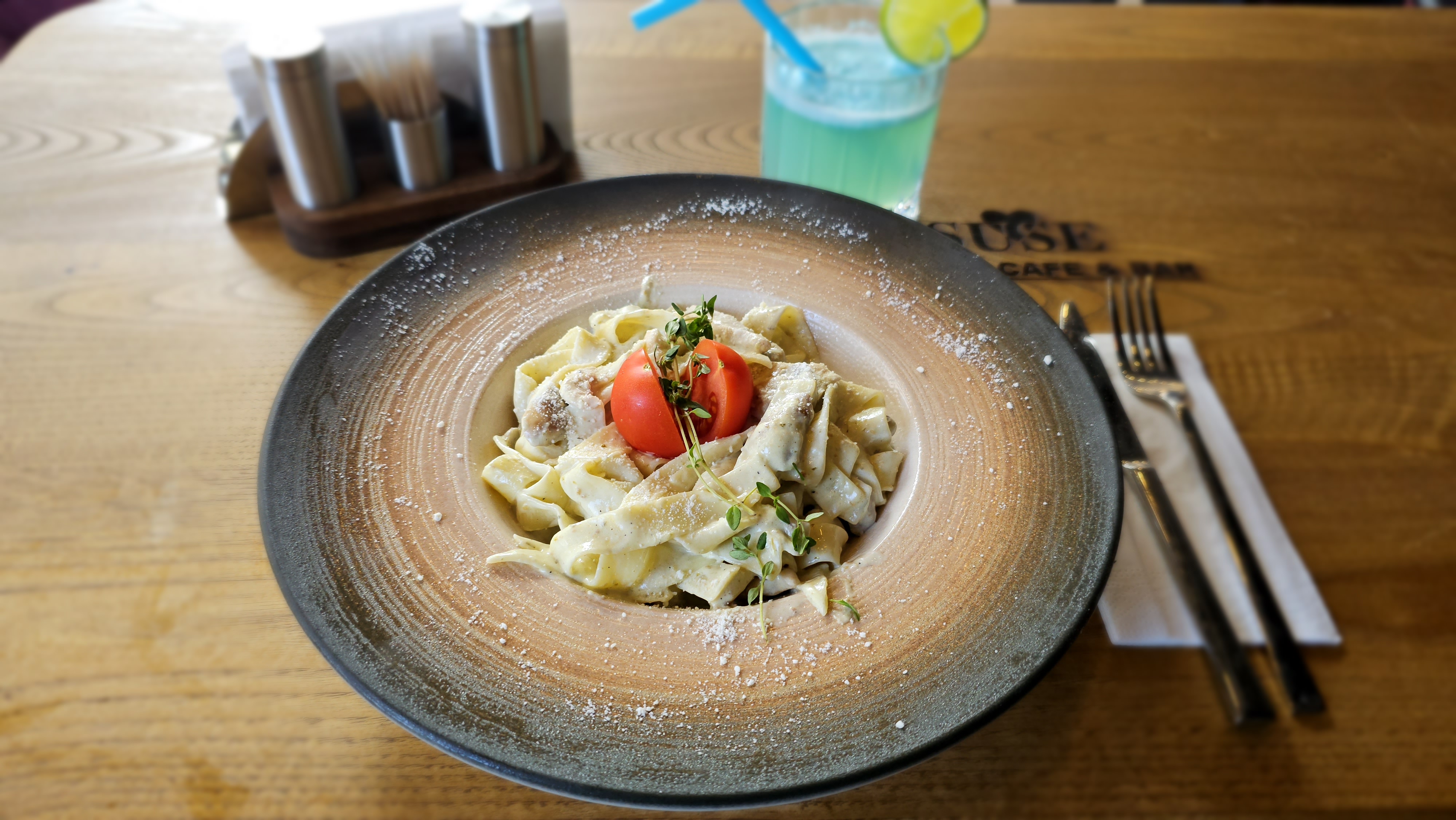 Tavuklu Fettucini